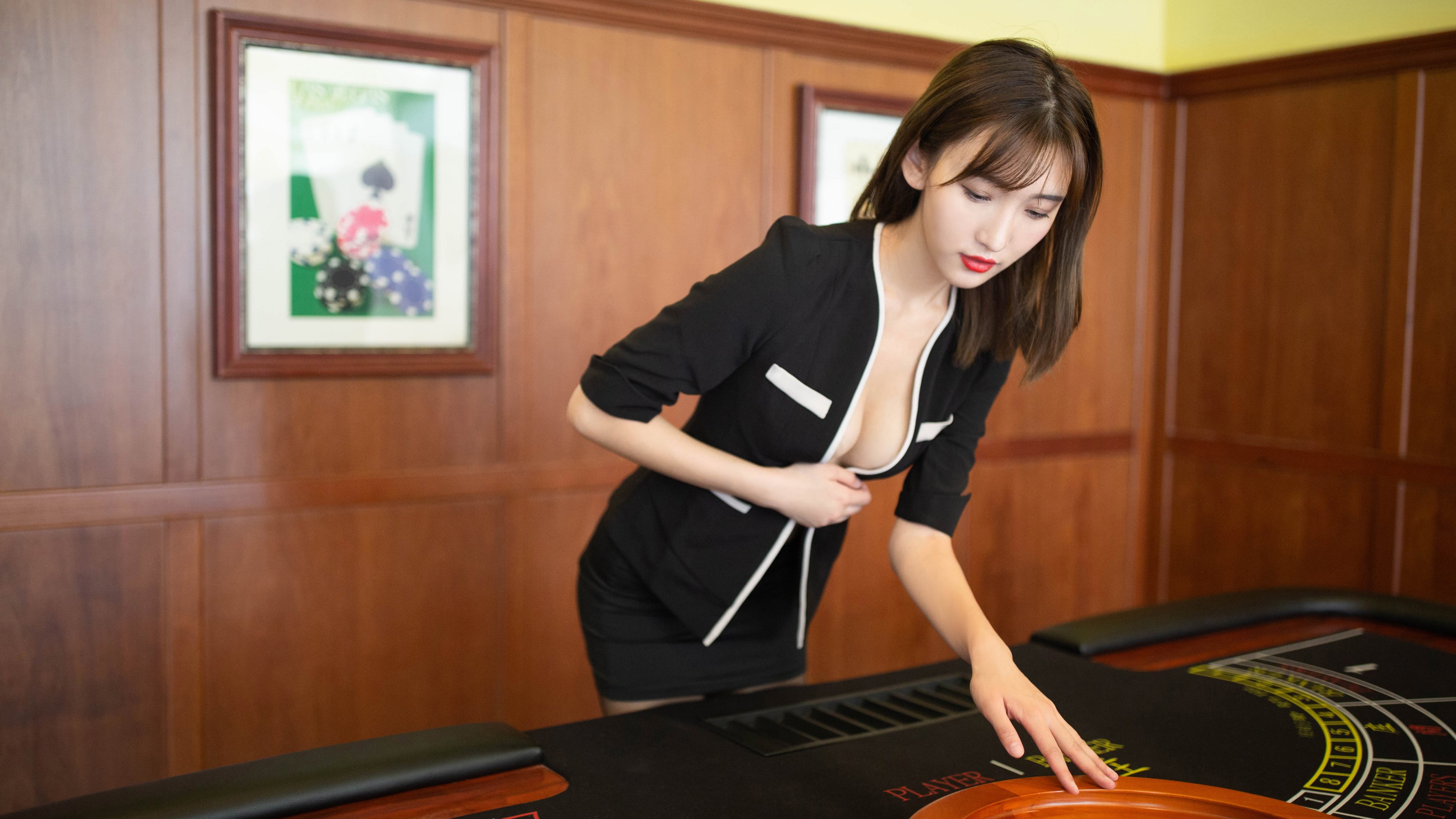 开云平台-“全球大巡回：跨越五大洲的极限竞速”