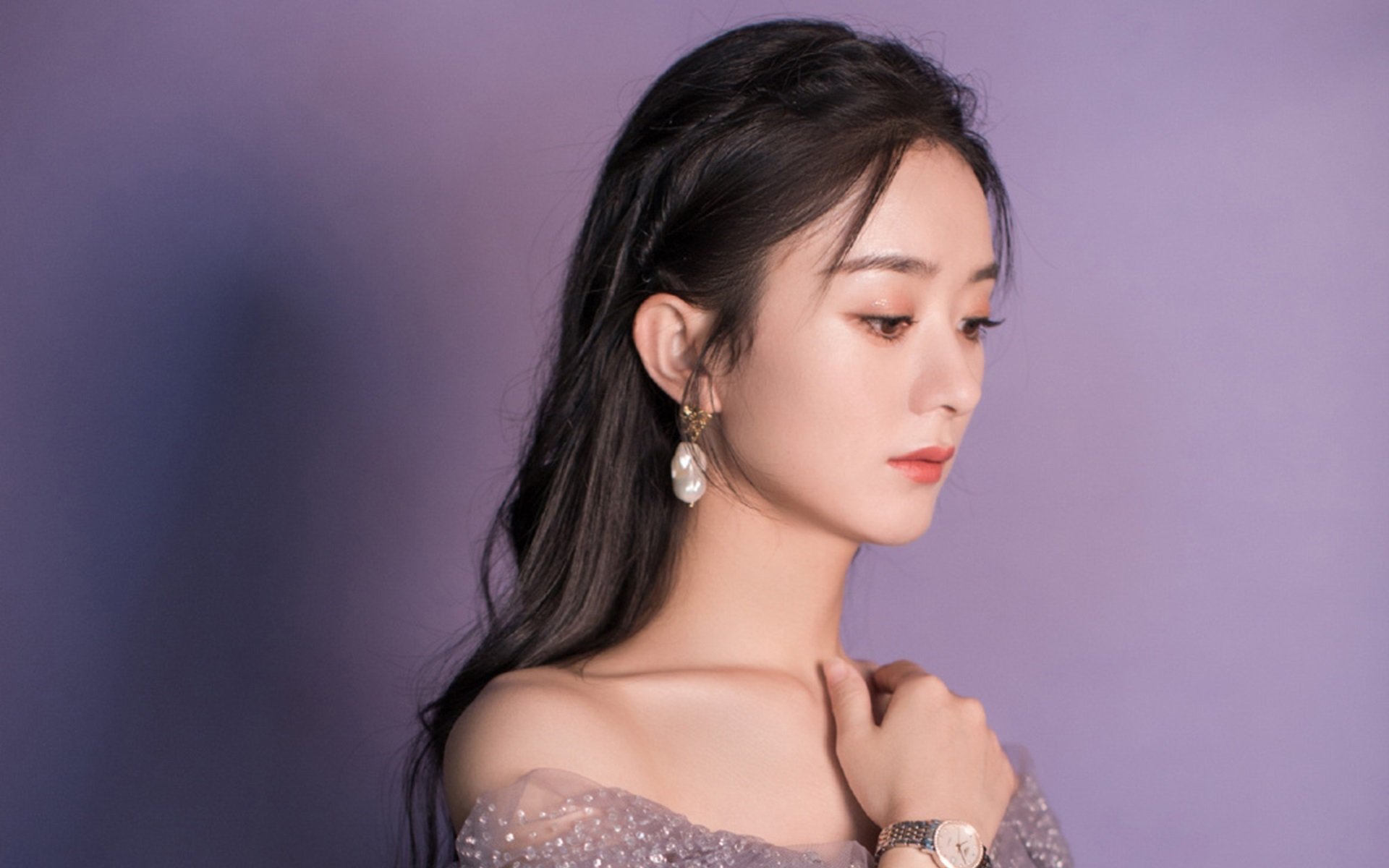 kaiyun-比赛战况：名将郑重挑战新晋黑马